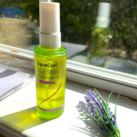 DevaCurl High Shine Multi-Benefit Oil (1.7 fl. oz.) - Picture 2 of 6